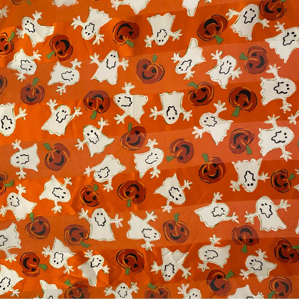ECHO SCARF HALLOWEEN PUMPKINS GHOSTS ORANGE BLACK WHITE SQUARE SILK?